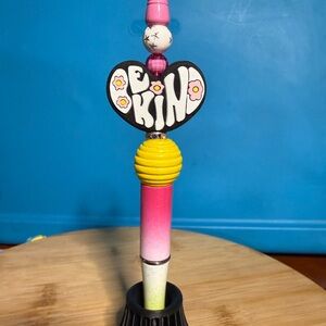 Be Kind Beaded Pen